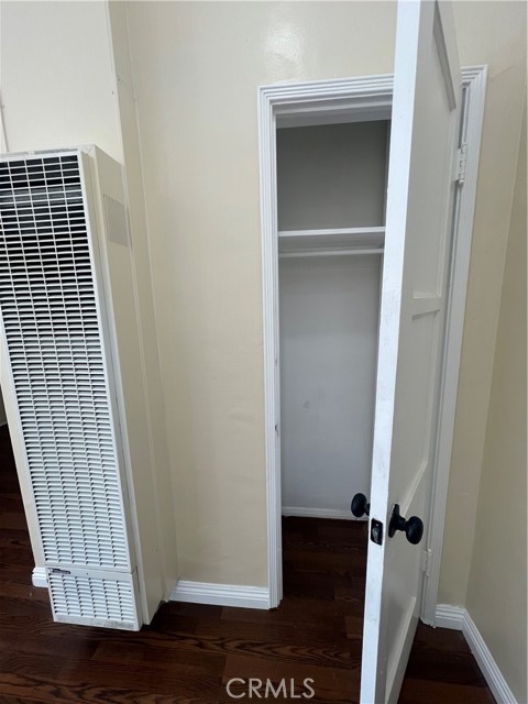 Detail Gallery Image 37 of 38 For 1933 S Corning St, Los Angeles,  CA 90034 - 2 Beds | 1 Baths