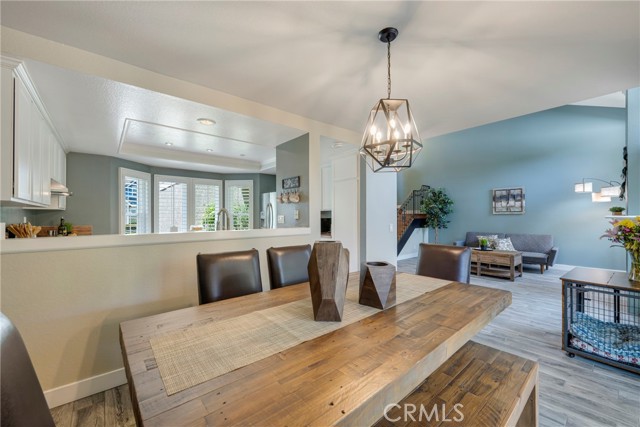 Detail Gallery Image 11 of 37 For 6060 East Summit Court, Anaheim Hills,  CA 92807 - 3 Beds | 2/1 Baths