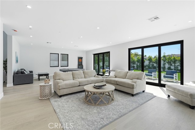 1612 Gates Avenue, Manhattan Beach CA: https://media.crmls.org/medias/0ff80693-1174-47b7-a320-6e26cff0734f.jpg