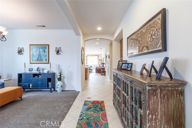4108 Club Vista Drive, Palmdale CA: https://media.crmls.org/medias/0ff864c5-15a3-46c0-a033-afc7a8eccf6f.jpg
