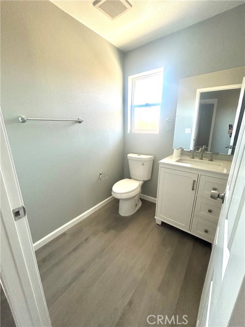 Detail Gallery Image 4 of 11 For 6403 East Court, Twentynine Palms,  CA 92277 - 2 Beds | 1 Baths