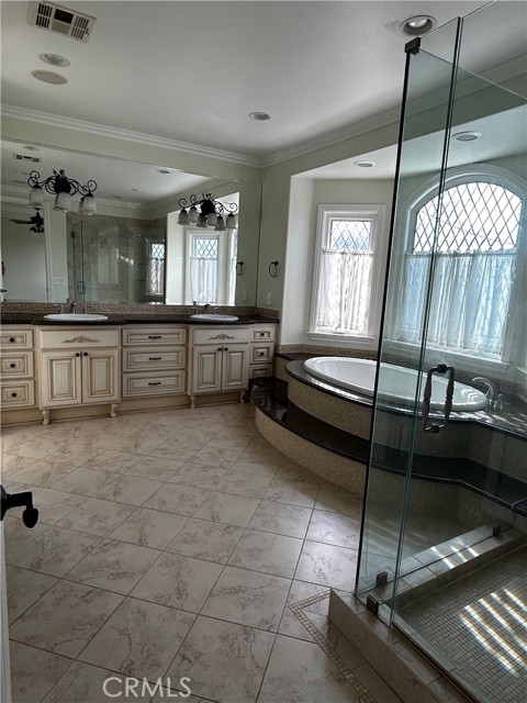 9551 Pentland Street, Temple City CA: https://media.crmls.org/medias/0ff8c258-4583-4f9b-87ab-4af1c69b8c40.jpg