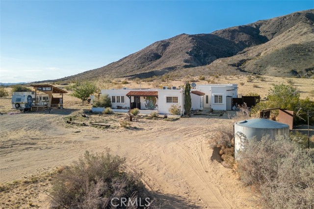 Detail Gallery Image 4 of 70 For 66760 Sunnyslope Dr, Joshua Tree,  CA 92252 - 3 Beds | 2 Baths