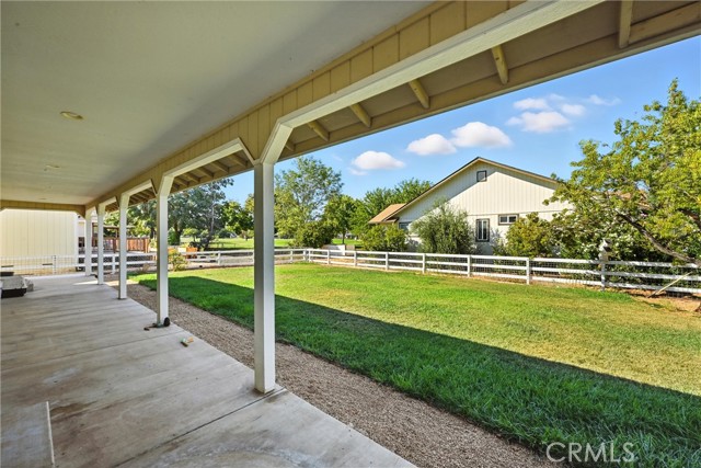 Detail Gallery Image 3 of 22 For 18642 Spyglass Rd, Hidden Valley Lake,  CA 95467 - 3 Beds | 2 Baths