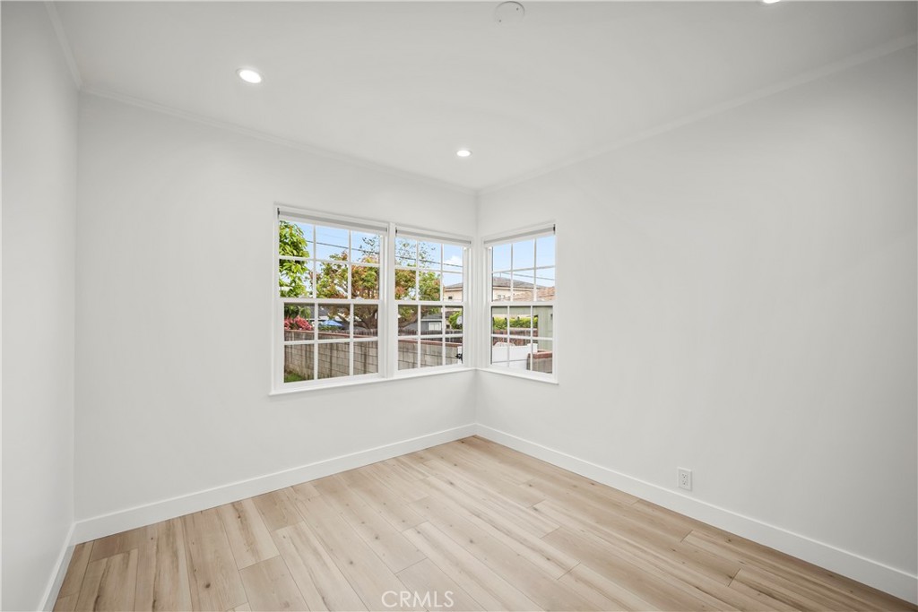 620 E Elmwood AvenueBurbank image #15
