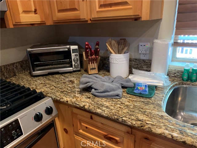 Detail Gallery Image 49 of 65 For 424 Mountainaire Ln, Big Bear Lake,  CA 92315 - 3 Beds | 2 Baths