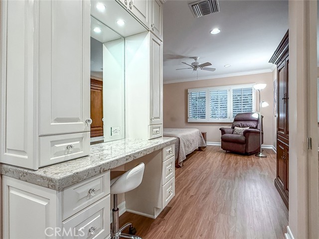 17512 Superior Street photo 50