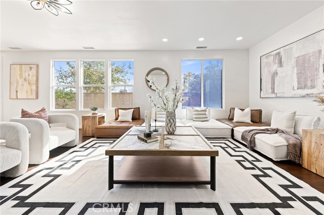 Detail Gallery Image 10 of 40 For 11827 Modena, Rancho Cucamonga,  CA 91701 - 5 Beds | 4 Baths