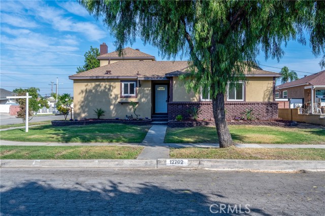 Detail Gallery Image 2 of 37 For 12702 Leibacher Ave, Norwalk,  CA 90650 - 4 Beds | 3 Baths