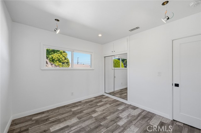 Detail Gallery Image 20 of 29 For 6658 Kosturas Pl, Winnetka,  CA 91306 - 3 Beds | 2 Baths