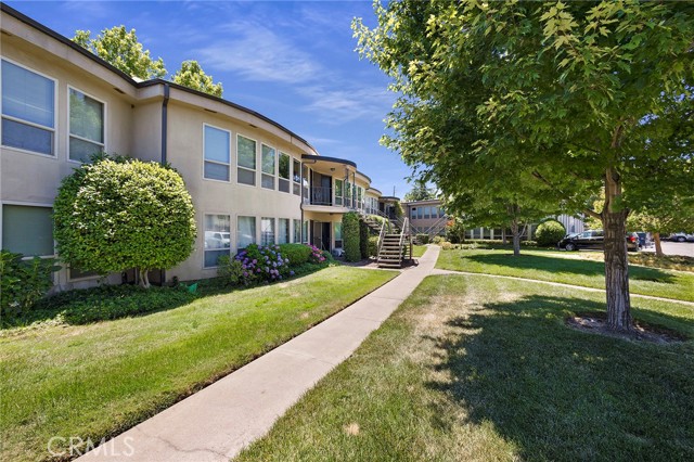 30 Plaza Way #17, Chico, CA 95926