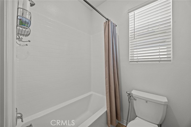7543 Shorthorn Street, Chino CA: https://media.crmls.org/medias/0ffda7d9-ff7a-4c9a-b0cb-8db6321e8577.jpg