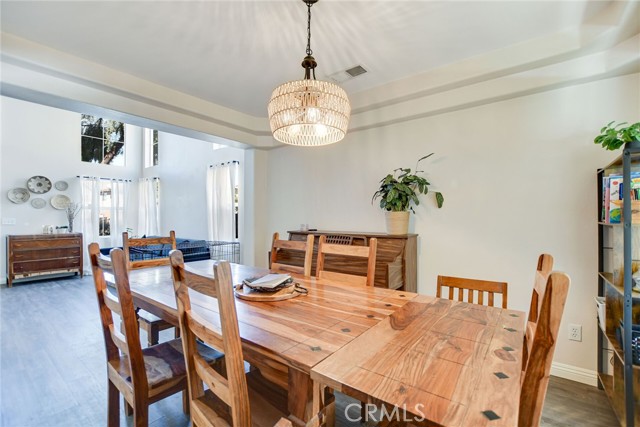 Detail Gallery Image 11 of 42 For 16322 Calle Serena, Moreno Valley,  CA 92551 - 6 Beds | 3 Baths