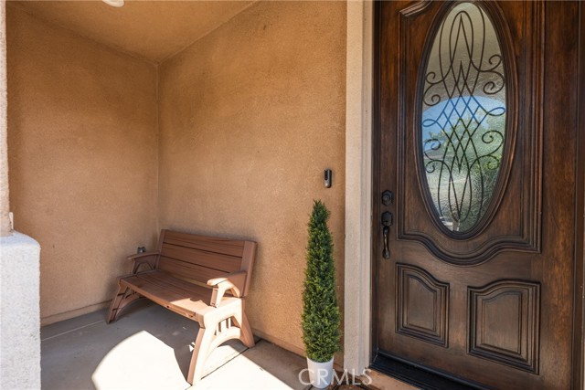 691 Lourdes Lane, Rialto CA: https://media.crmls.org/medias/0ffdc157-e074-42f7-8c22-2efacce7214f.jpg