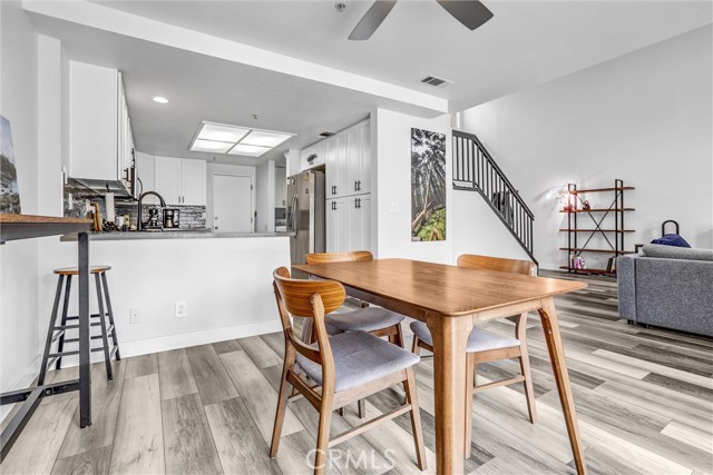 517 Orilla Walk, Oxnard CA: https://media.crmls.org/medias/0ffe11e9-3f3c-461f-bd58-85133c5ce94e.jpg