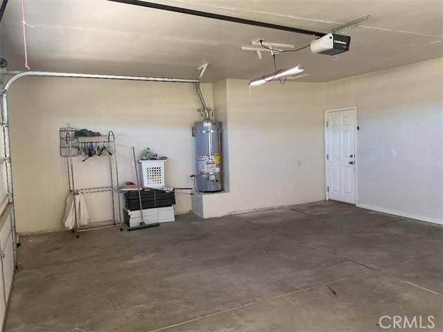 Detail Gallery Image 40 of 40 For 9628 7th, Victorville,  CA 92392 - 5 Beds | 3 Baths