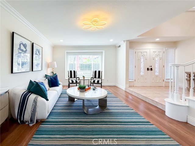 Detail Gallery Image 15 of 67 For 3517 Hawkwood, Diamond Bar,  CA 91765 - 6 Beds | 5 Baths