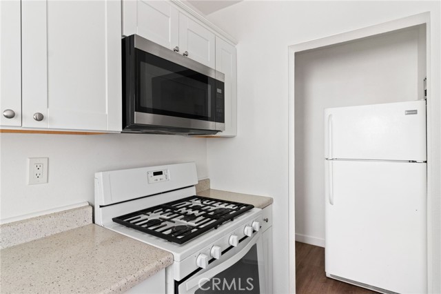 Detail Gallery Image 11 of 21 For 1257 W 38th St, Los Angeles,  CA 90037 - 2 Beds | 1 Baths