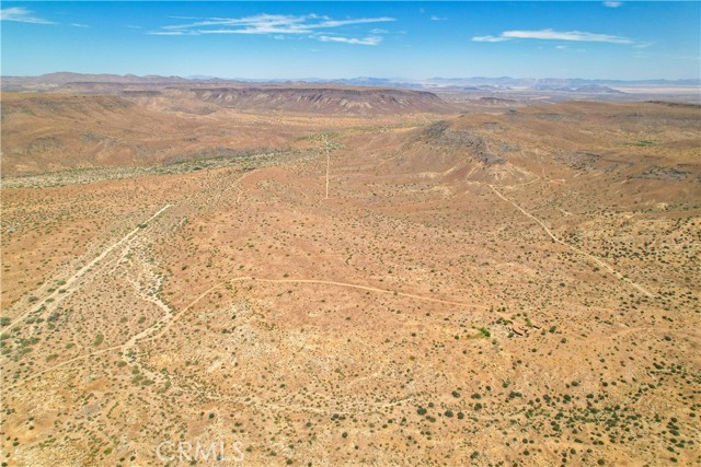 Detail Gallery Image 30 of 75 For 55290 Flying Tigers Rd, Pioneertown,  CA 92268 - 4 Beds | 3 Baths