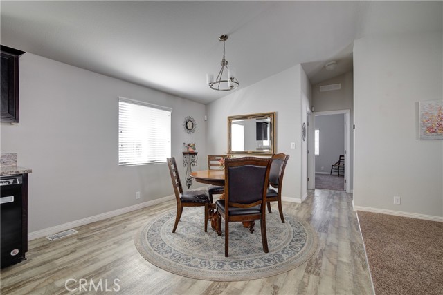 3700 Buchanan, Riverside CA: https://media.crmls.org/medias/0fffb66c-985e-423e-9732-c8afc756ca29.jpg