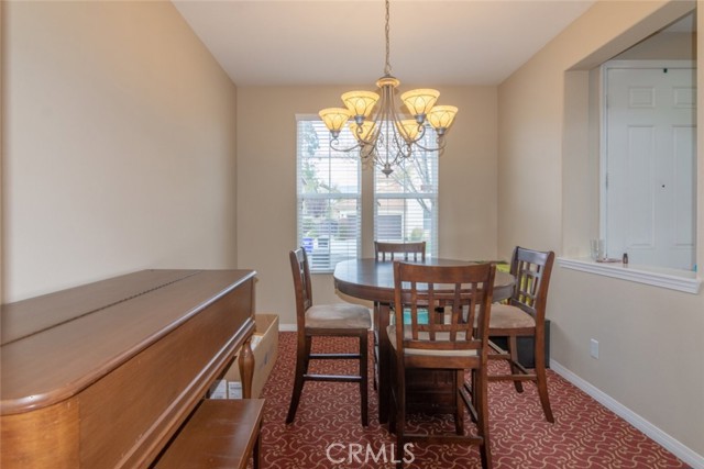 Detail Gallery Image 18 of 43 For 23806 Mission Puebla, Valencia,  CA 91354 - 5 Beds | 3/1 Baths