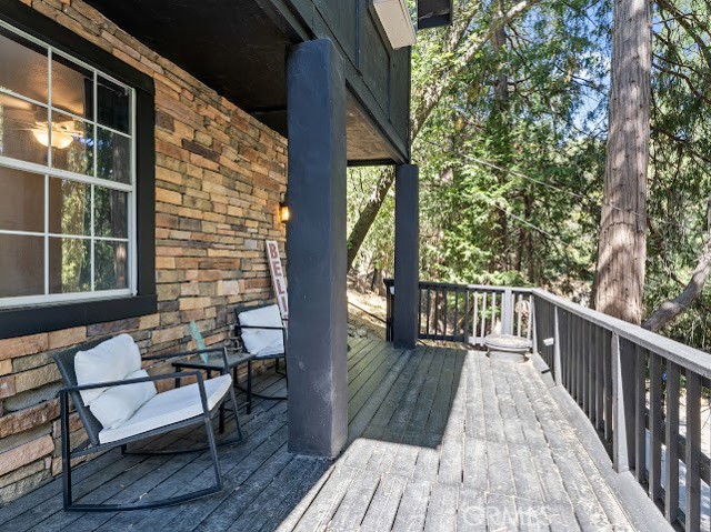 Detail Gallery Image 5 of 54 For 24834 Edelweiss Dr, Crestline,  CA 92325 - 2 Beds | 2 Baths