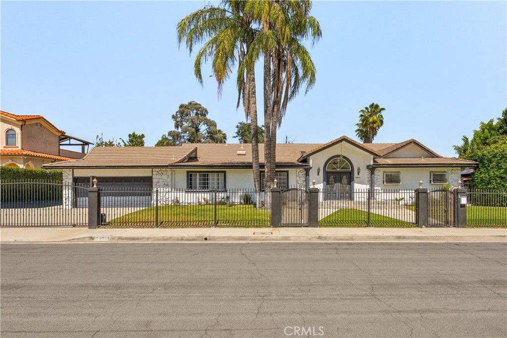 18841 Pasadero Drive