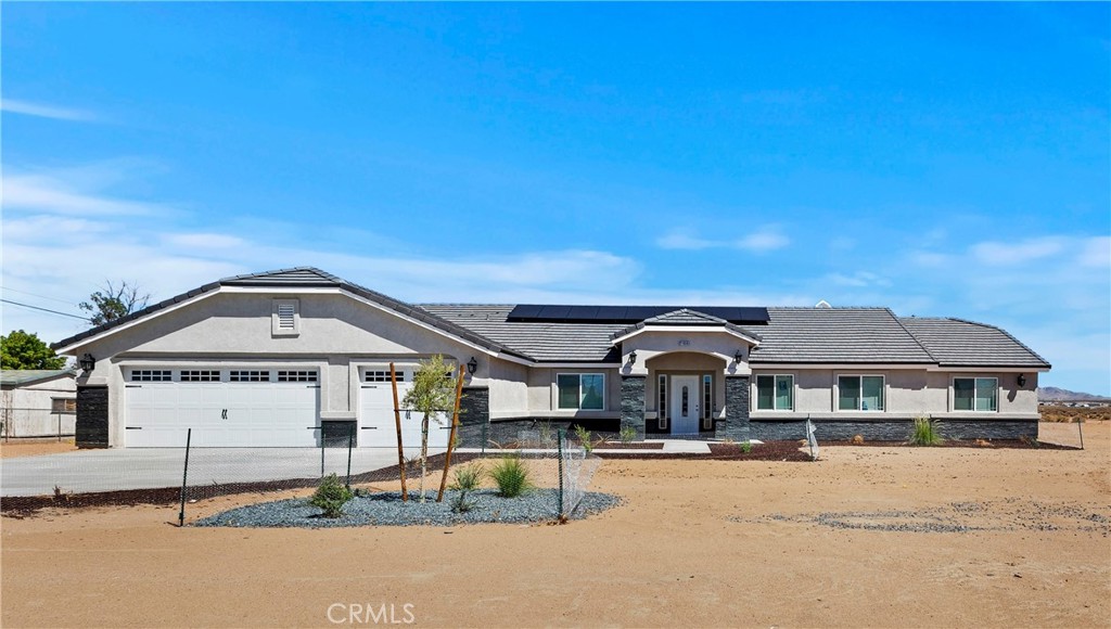 21056 South Road, Apple Valley, CA 92307