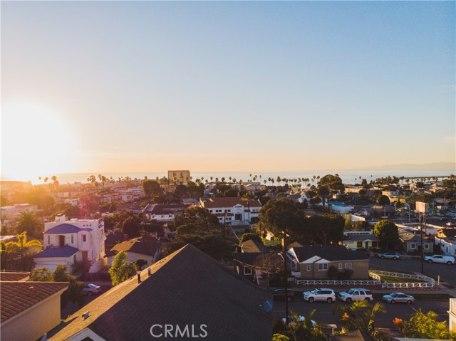 412 Francisca Avenue, Redondo Beach, California 90277, ,Residential Income,Sold,Francisca,SB22016657