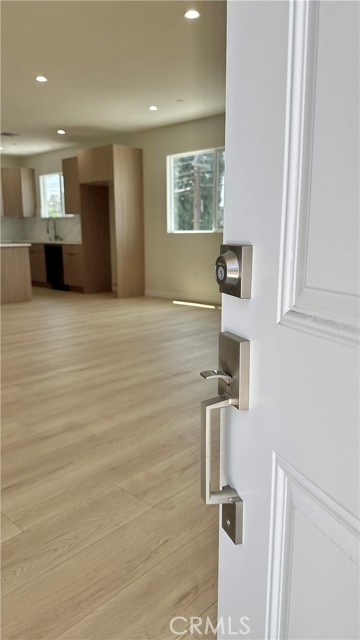 7726 1/2 Laurel Canyon Boulevard, North Hollywood CA: https://media.crmls.org/medias/10062b5e-c778-4c86-9adf-50be4aa32157.jpg