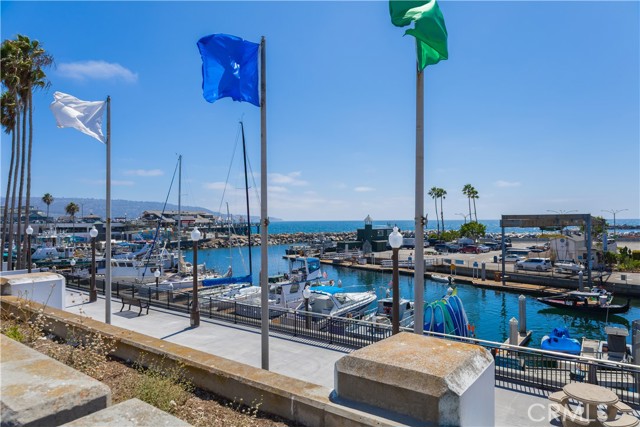 210 The Village, Redondo Beach, California 90277, 2 Bedrooms Bedrooms, 0 ,2 BathroomsBathrooms,Residential,For Sale,The Village,0,DW26180621