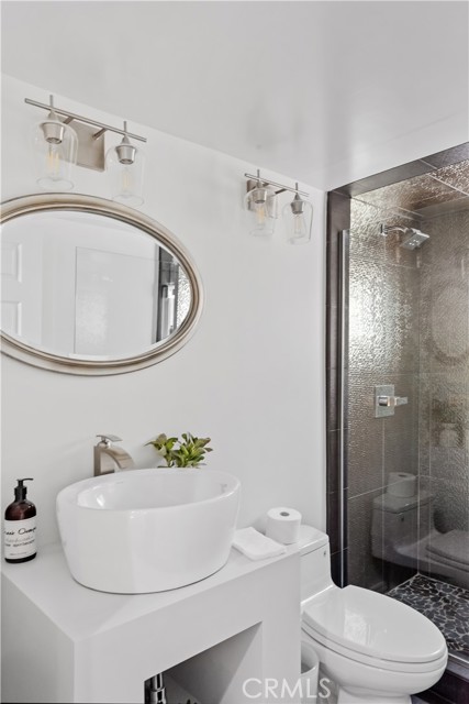 225 Rosecrans Place, Manhattan Beach, California 90266, 3 Bedrooms Bedrooms, ,3 BathroomsBathrooms,Residential,Sold,Rosecrans,SB23067054