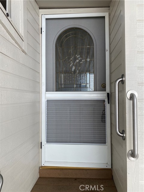 1295 S Cawston Avenue, Hemet CA: https://media.crmls.org/medias/10067dd0-43a8-403b-af76-35bb61b5a7f0.jpg