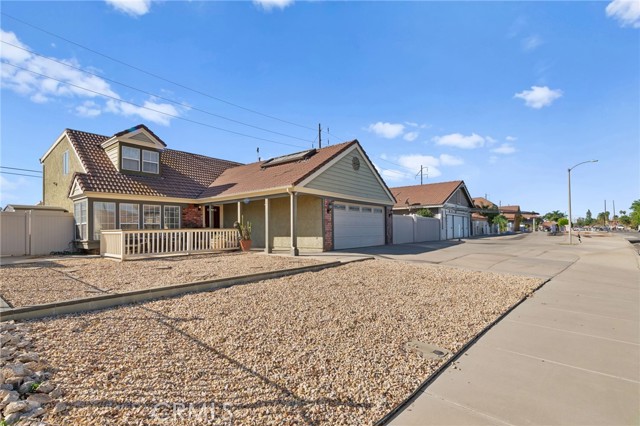 Detail Gallery Image 2 of 36 For 25693 Margaret Ave, Moreno Valley,  CA 92551 - 4 Beds | 3 Baths