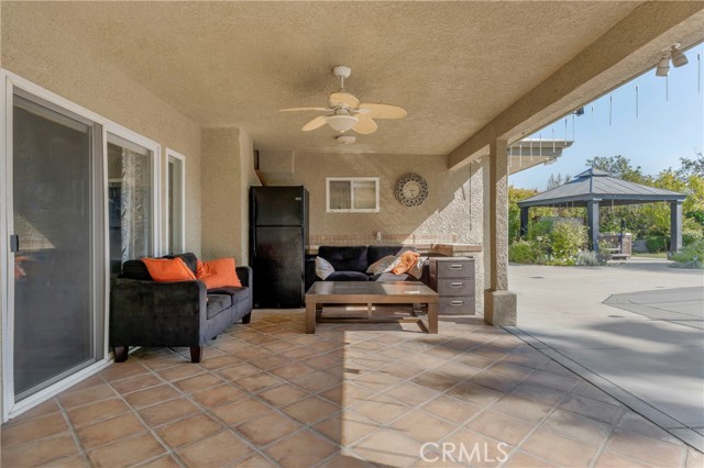 Detail Gallery Image 25 of 34 For 17426 Flanders St, Granada Hills,  CA 91344 - 4 Beds | 2 Baths