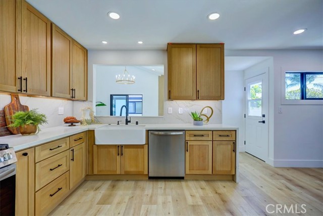 Detail Gallery Image 11 of 26 For 3738 Gondar, Long Beach,  CA 90808 - 4 Beds | 2 Baths