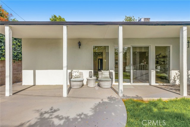 4637 Nagle Avenue, Sherman Oaks CA: https://media.crmls.org/medias/10077a0f-0433-4e15-8573-423c34e2656a.jpg
