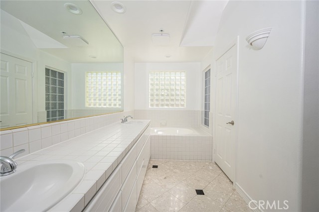Detail Gallery Image 21 of 37 For 2243 Martin #419,  Irvine,  CA 92612 - 2 Beds | 2 Baths