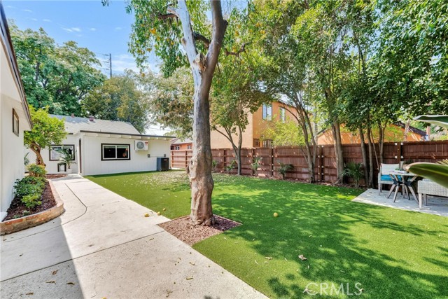 Detail Gallery Image 26 of 40 For 5550 Fallbrook Ave, Woodland Hills,  CA 91367 - 3 Beds | 2 Baths