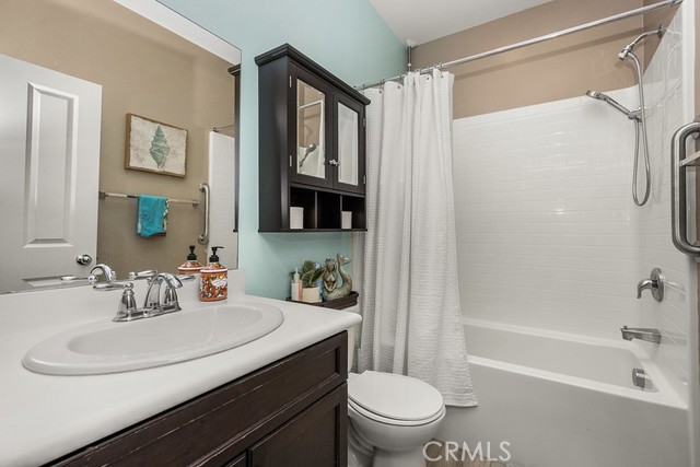 Detail Gallery Image 16 of 43 For 2491 E Norwich, Ontario,  CA 91761 - 4 Beds | 3 Baths