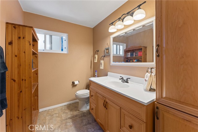 Detail Gallery Image 18 of 30 For 810 Arosa Dr, Crestline,  CA 92325 - 4 Beds | 2 Baths