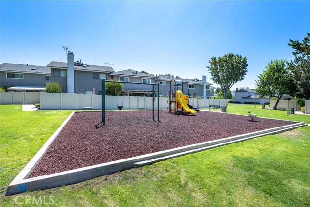 Detail Gallery Image 15 of 16 For 6771 Tahitian, Yorba Linda,  CA 92886 - 4 Beds | 2/1 Baths