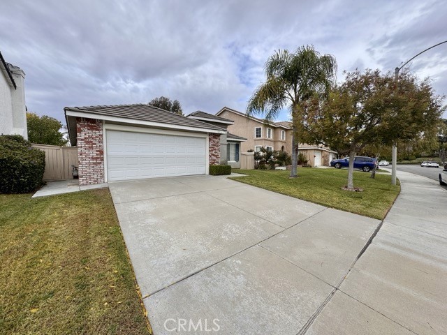 Detail Gallery Image 3 of 38 For 32034 Corte La Puenta, Temecula,  CA 92592 - 3 Beds | 2 Baths