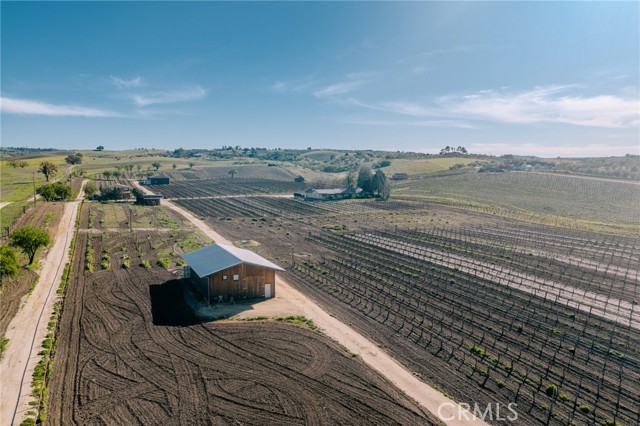 5575 El Pomar, Templeton CA: https://media.crmls.org/medias/100c01b8-123e-4542-b85b-69b91392db0a.jpg