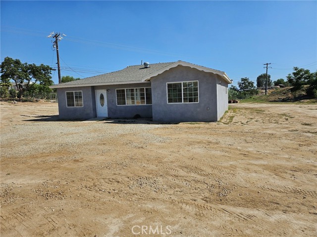 Detail Gallery Image 1 of 13 For 23475 Stafford St, Perris,  CA 92570 - 4 Beds | 2 Baths