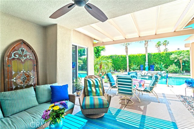 79 Sedona Court, Palm Desert CA: https://media.crmls.org/medias/100cb939-d53f-4496-8b6e-19086b5b93f1.jpg