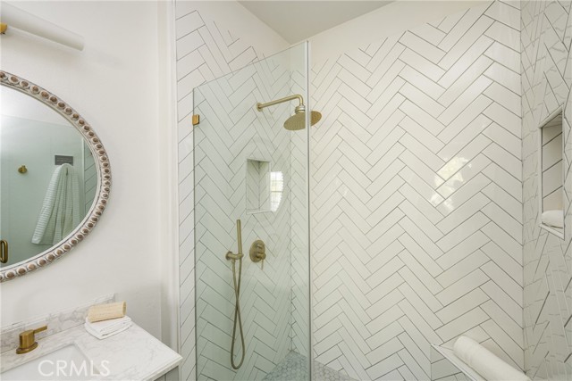 183 Montana Del Lago Drive, Rancho Santa Margarita CA: https://media.crmls.org/medias/100d69a0-cdea-49cd-872c-5721df414648.jpg