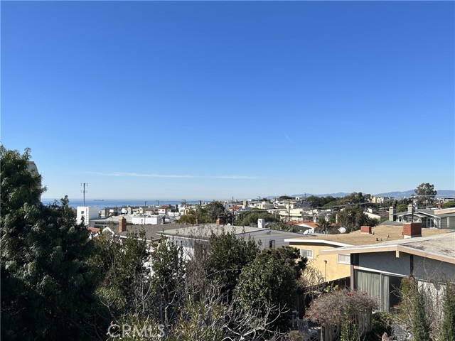 533 13th Street, Manhattan Beach, California 90266, 2 Bedrooms Bedrooms, ,1 BathroomBathrooms,Residential,Sold,13th,SB23018975