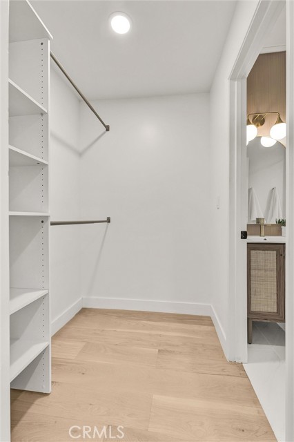 Detail Gallery Image 23 of 37 For 808 S Los Robles Ave, Pasadena,  CA 91106 - 3 Beds | 3 Baths