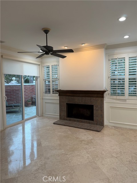 Detail Gallery Image 14 of 29 For 6121 Greenbrier, Huntington Beach,  CA 92648 - 3 Beds | 2/1 Baths